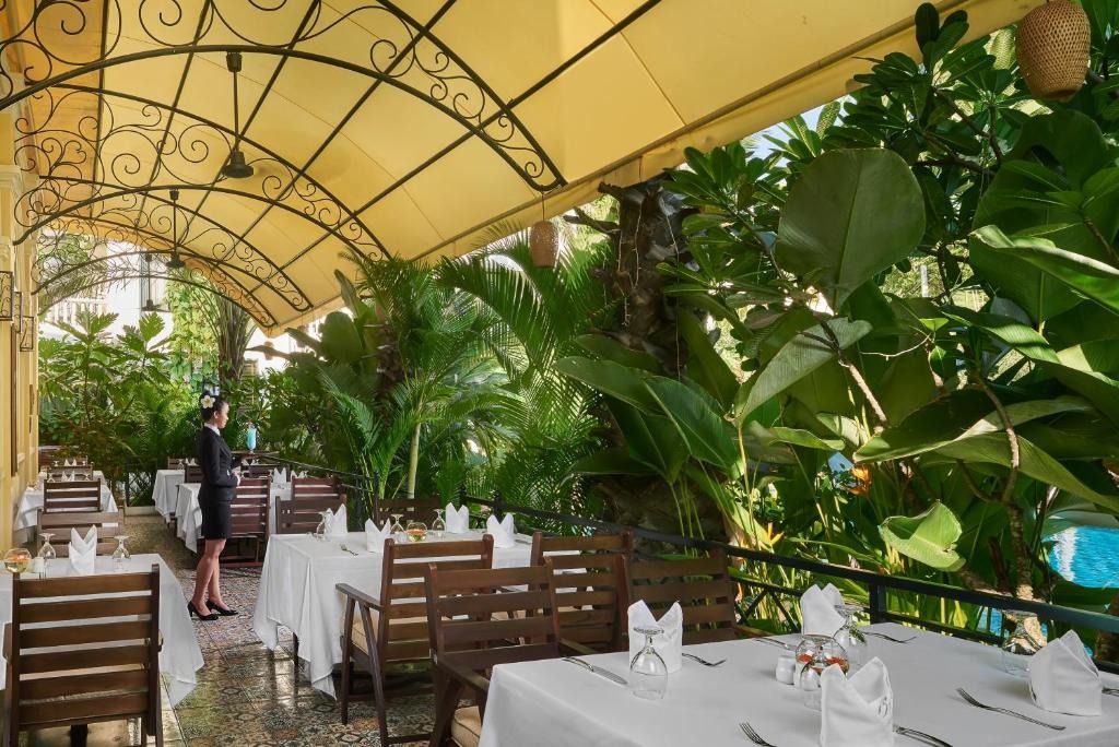 هتل پالاس گیت